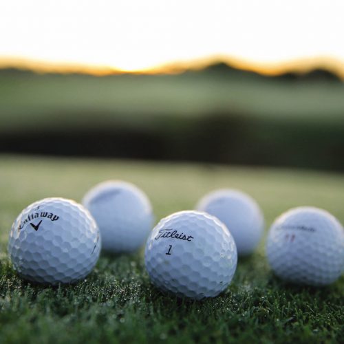 Ultimate-Guide-to-Buying-Golf-Balls